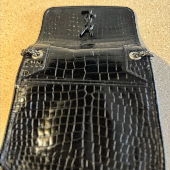 Crocodile Embossed Lambskin Matelasse Monogram Niki Chain Wallet Black - Picture 5 of 7